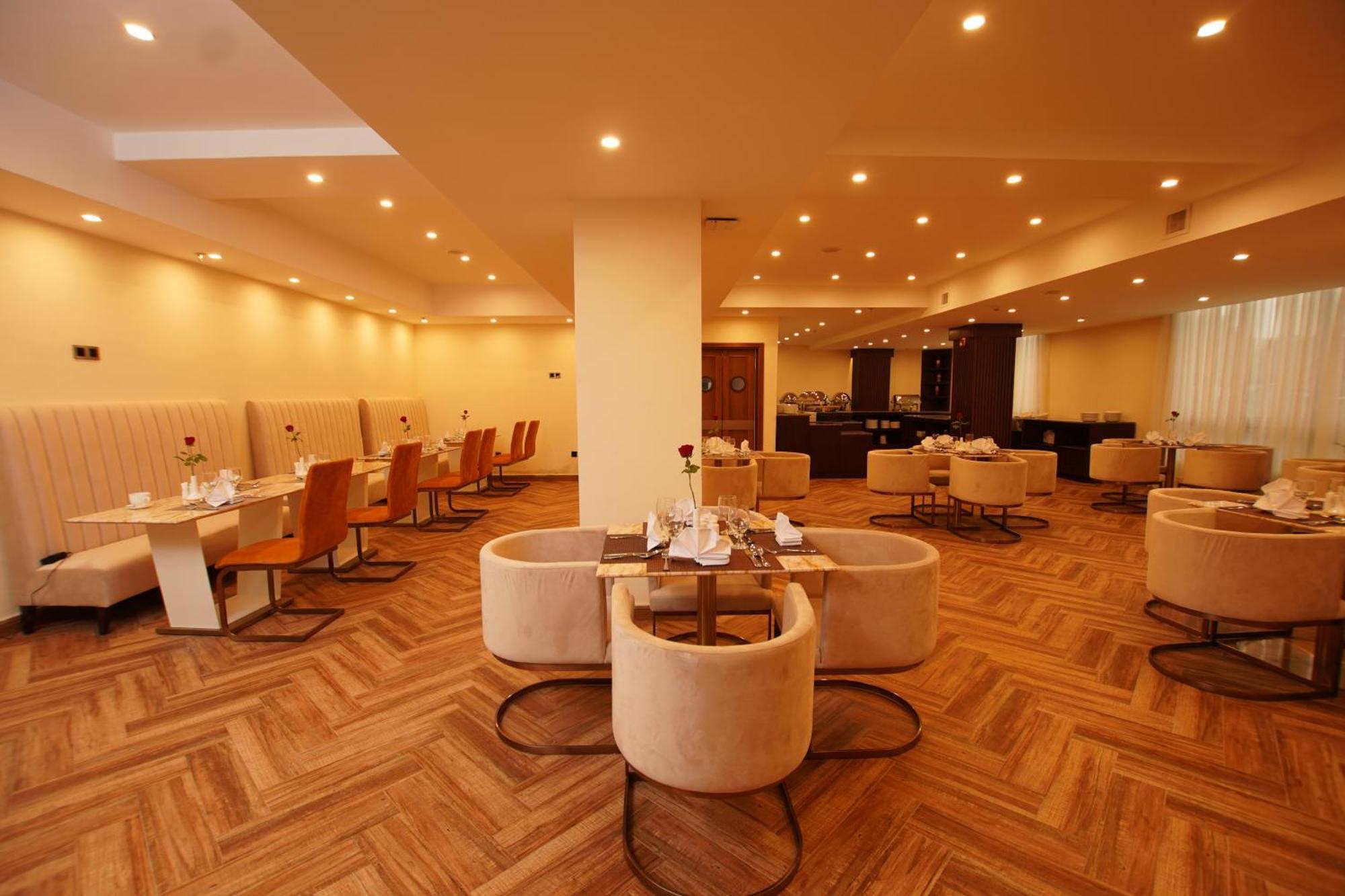 Best Western Premier Dynasty แอดดิสอาบาบา ภายนอก รูปภาพ